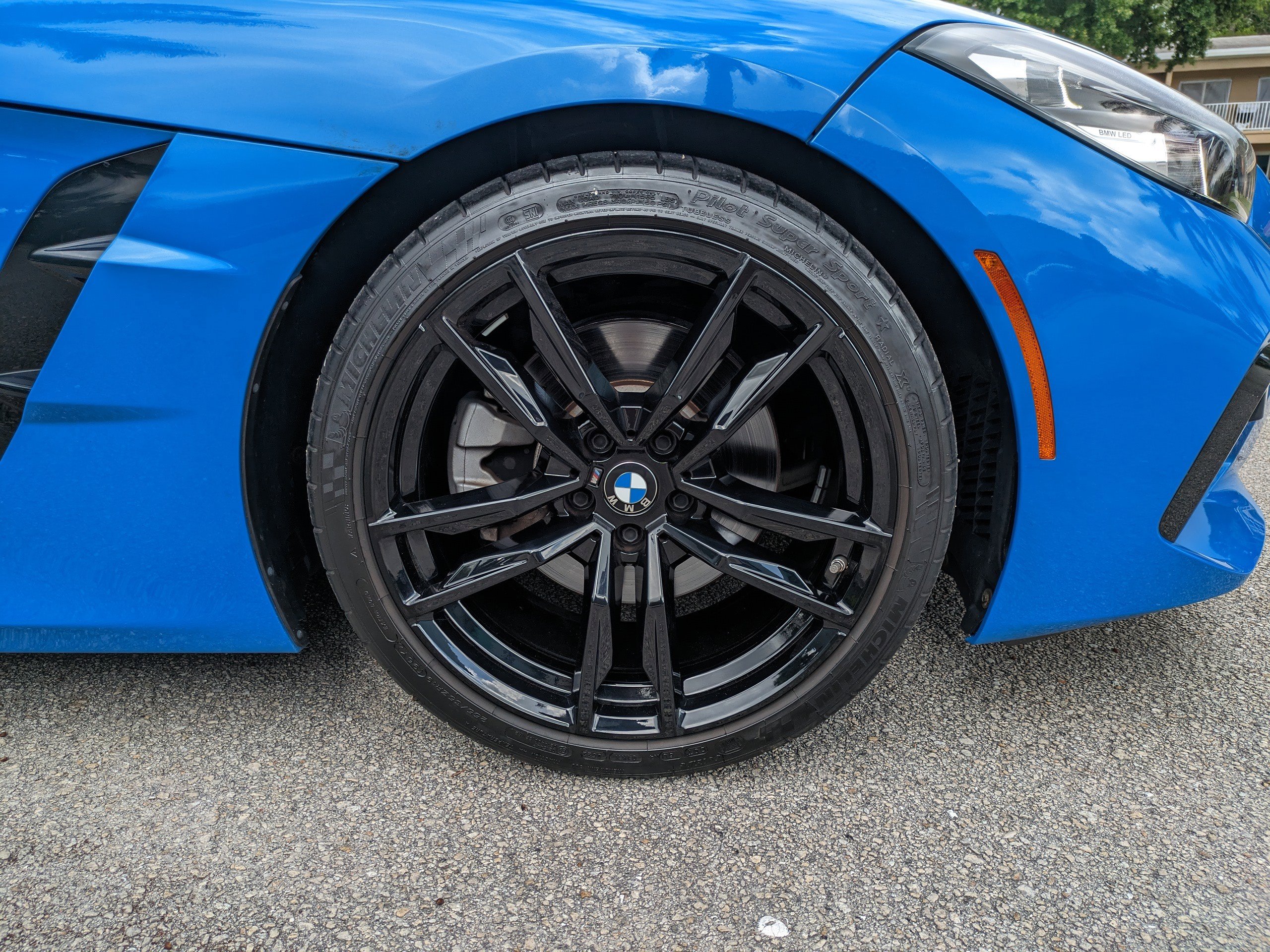 Used 2022 BMW Z4 sDrive30i w/ M Sport Package image 12