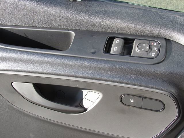 Used 2025 Mercedes-Benz Sprinter 2500 image 34