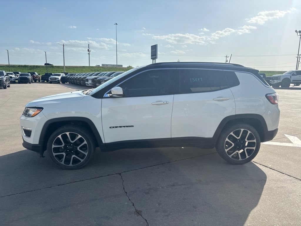 Used 2018 Jeep Compass Limited FWD image 3