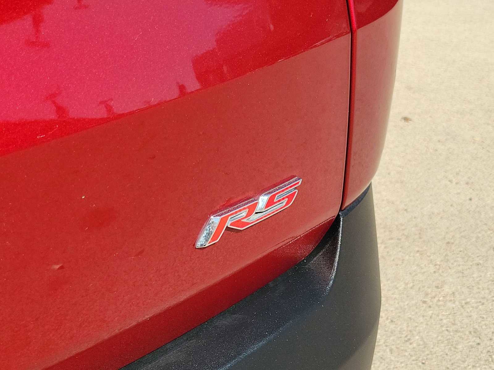 Used 2023 Chevrolet Traverse RS image 11