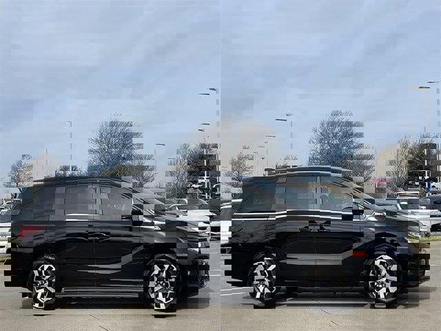 Certified 2026 Honda Odyssey EX-L image 3