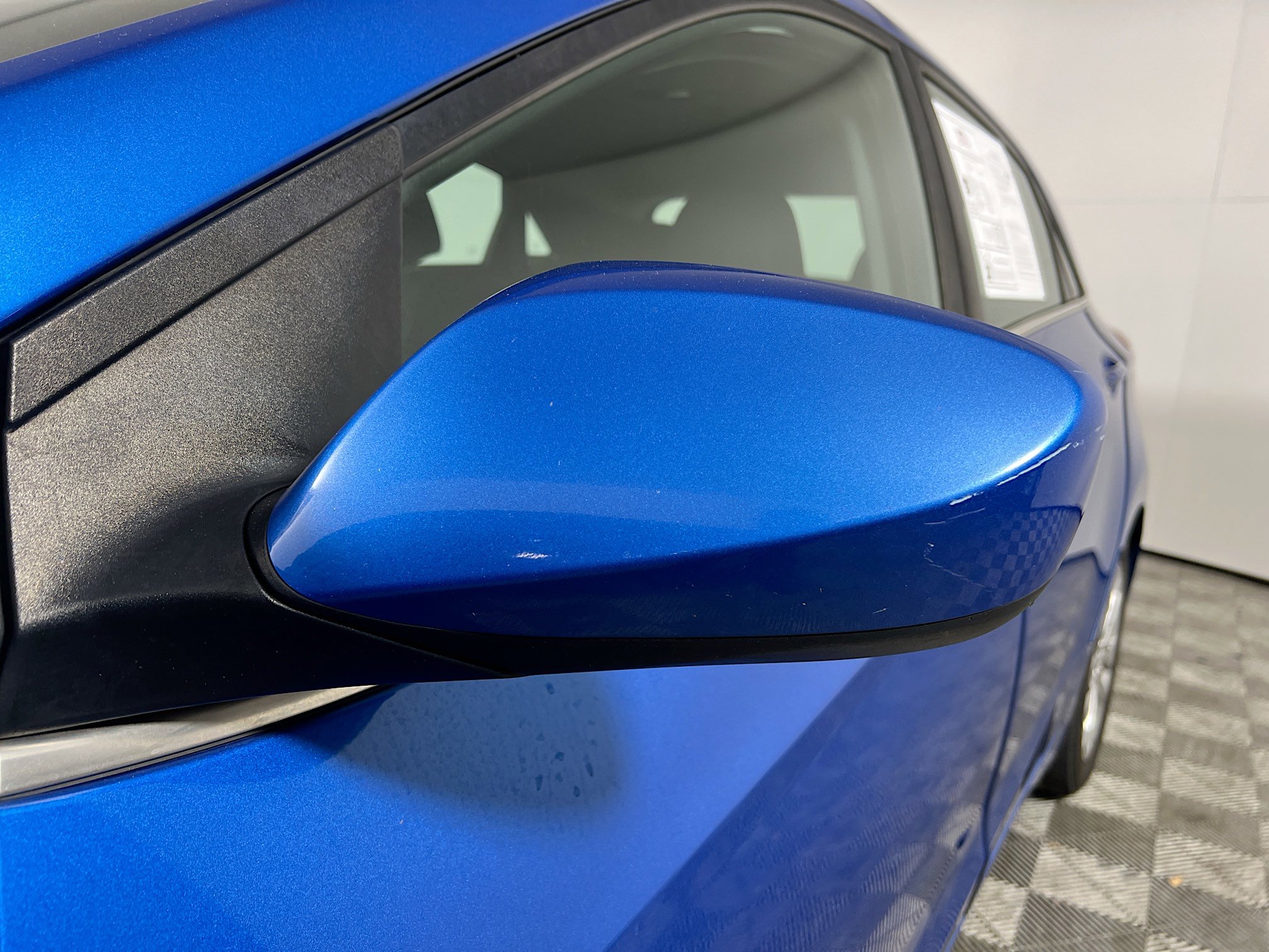 Used 2017 Hyundai Elantra GT image 13