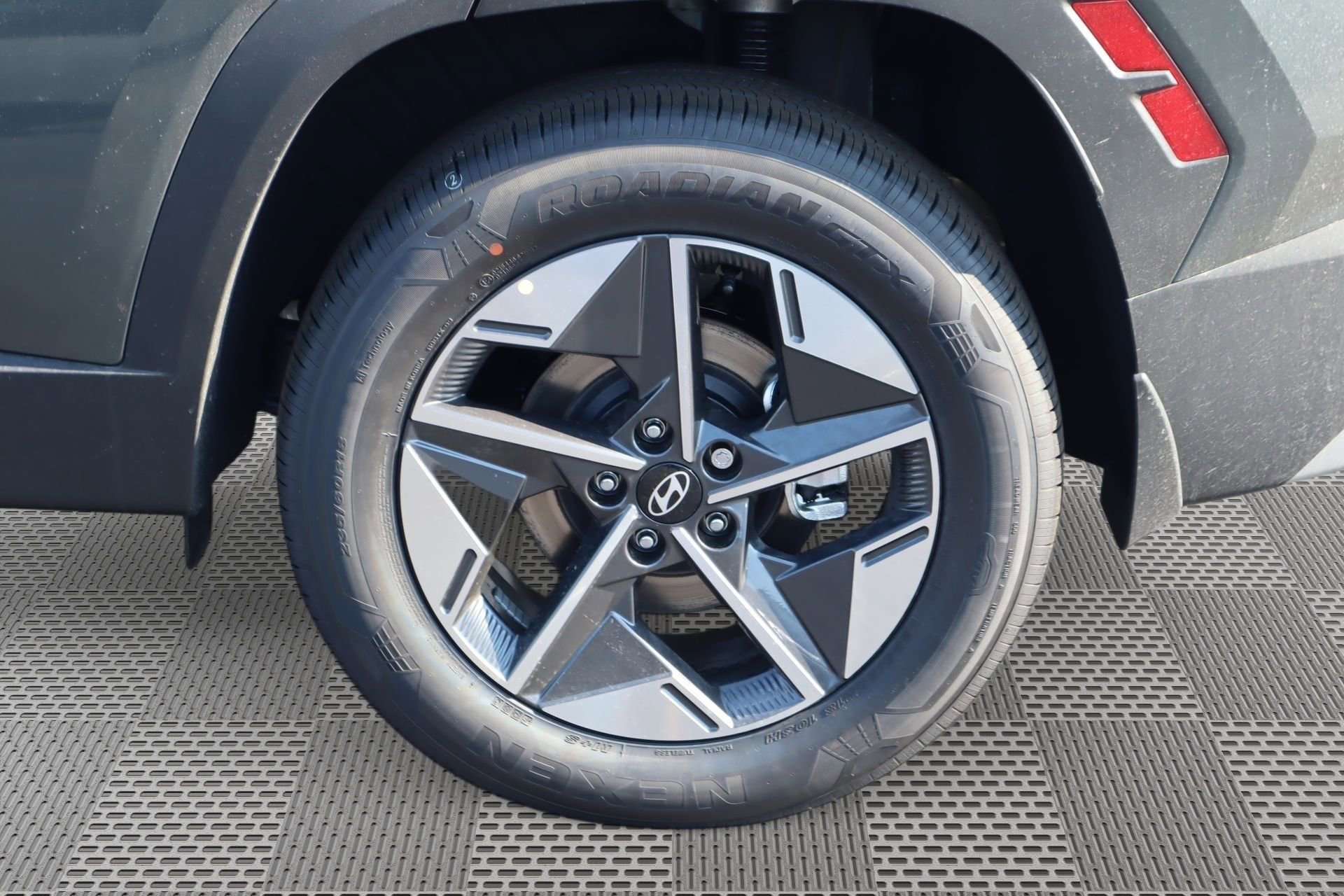 New 2025 Hyundai Tucson SEL image 5