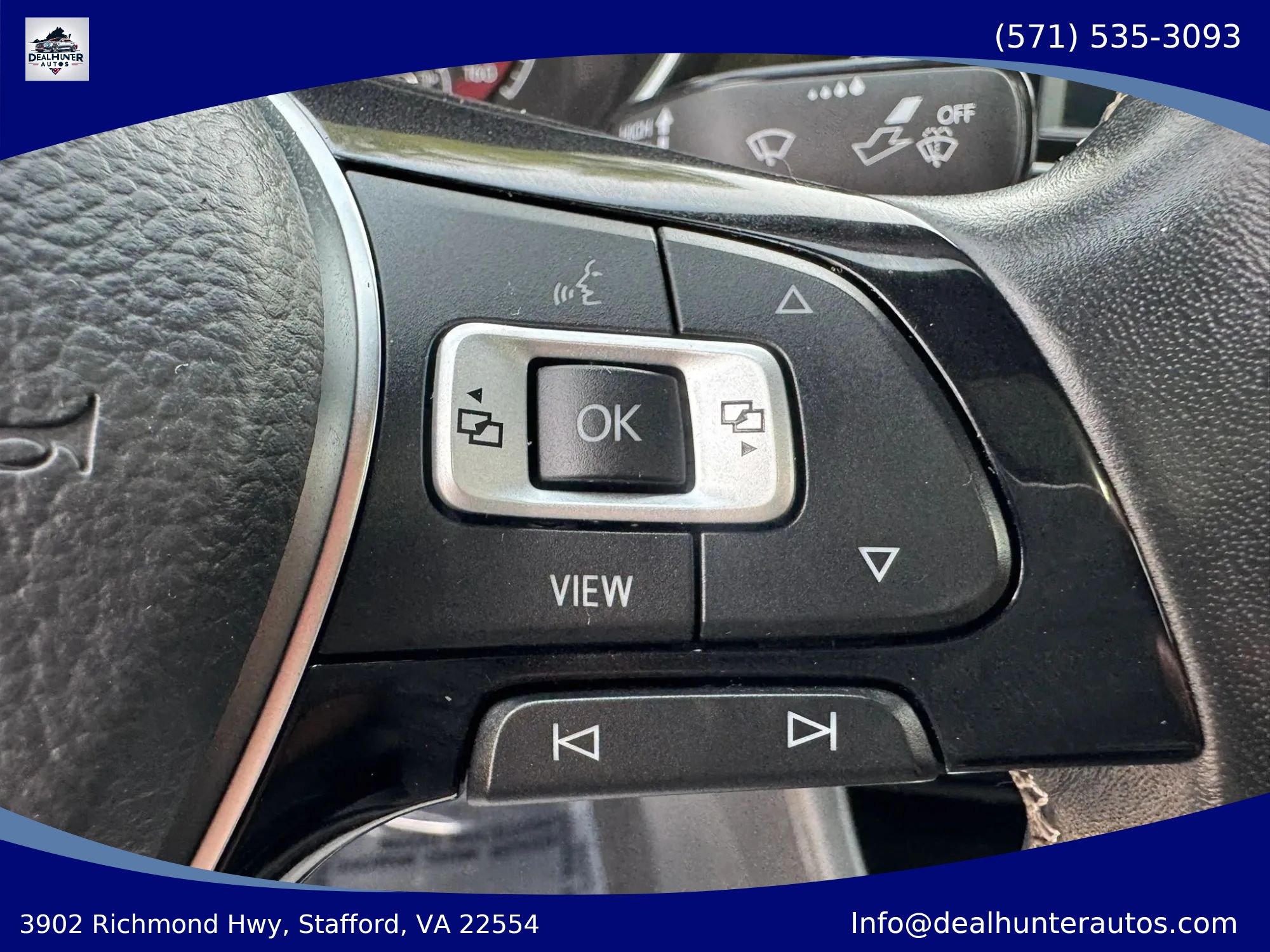 Used 2019 Volkswagen Jetta R-Line FWD image 28