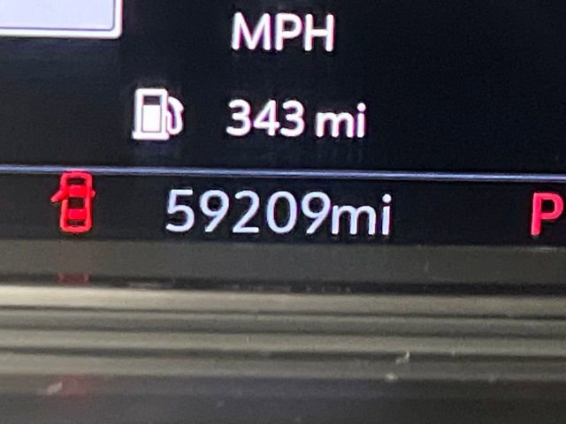 Used 2020 GMC Sierra 2500 Denali w/ Denali Ultimate Package image 27