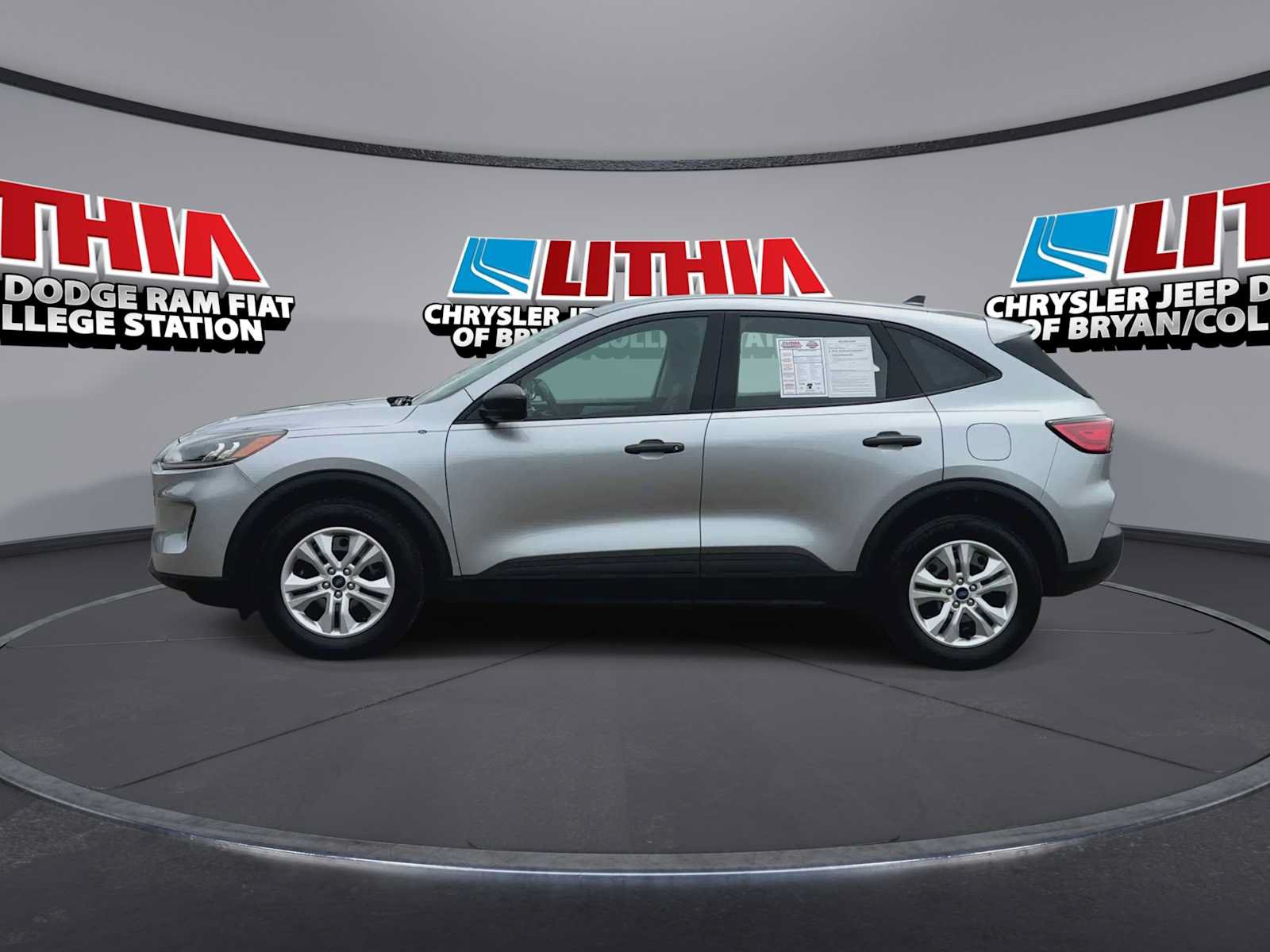 Used 2022 Ford Escape S AWD/4WD image 5