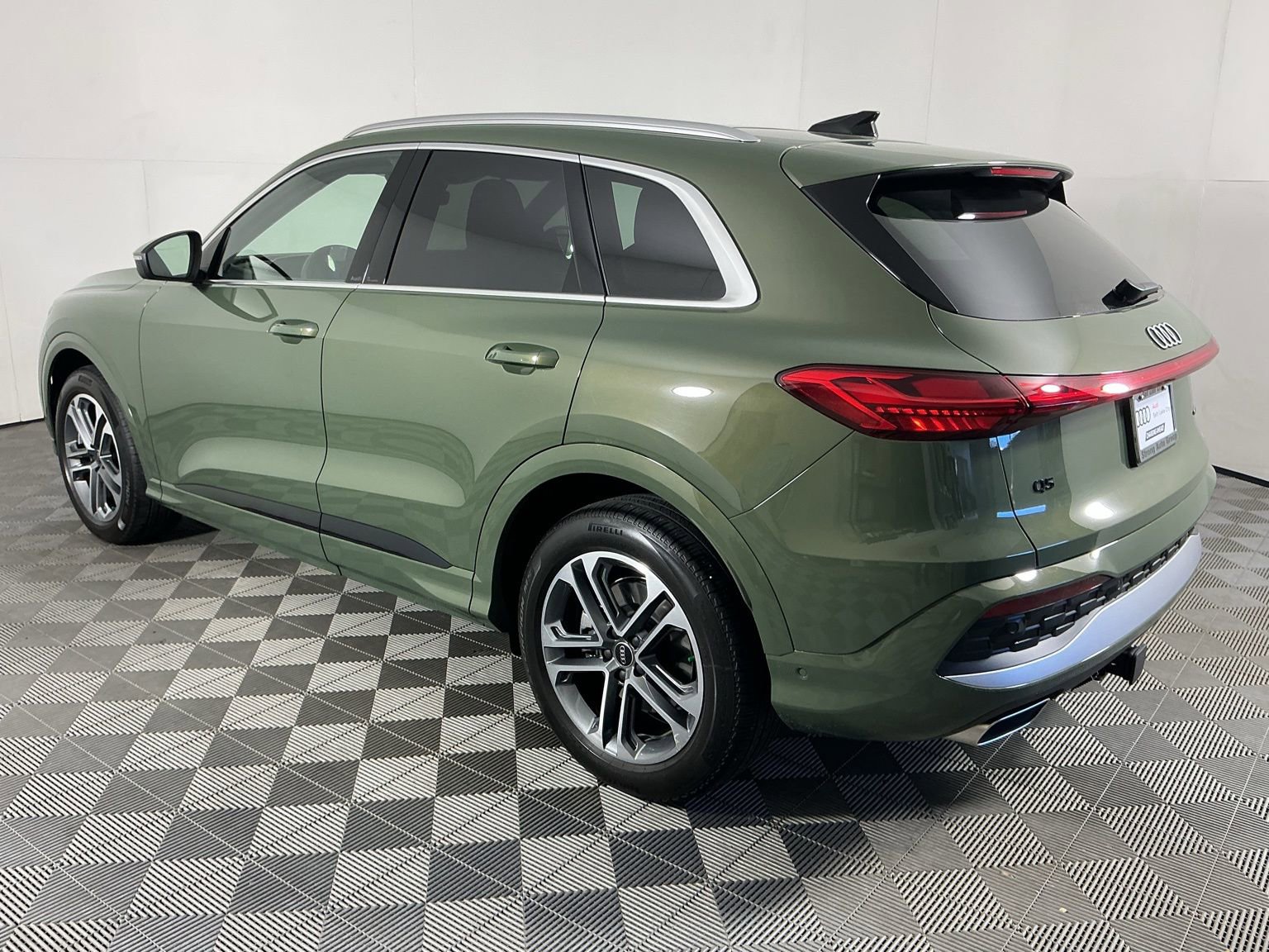 Used 2025 Audi Q5 Prestige image 6