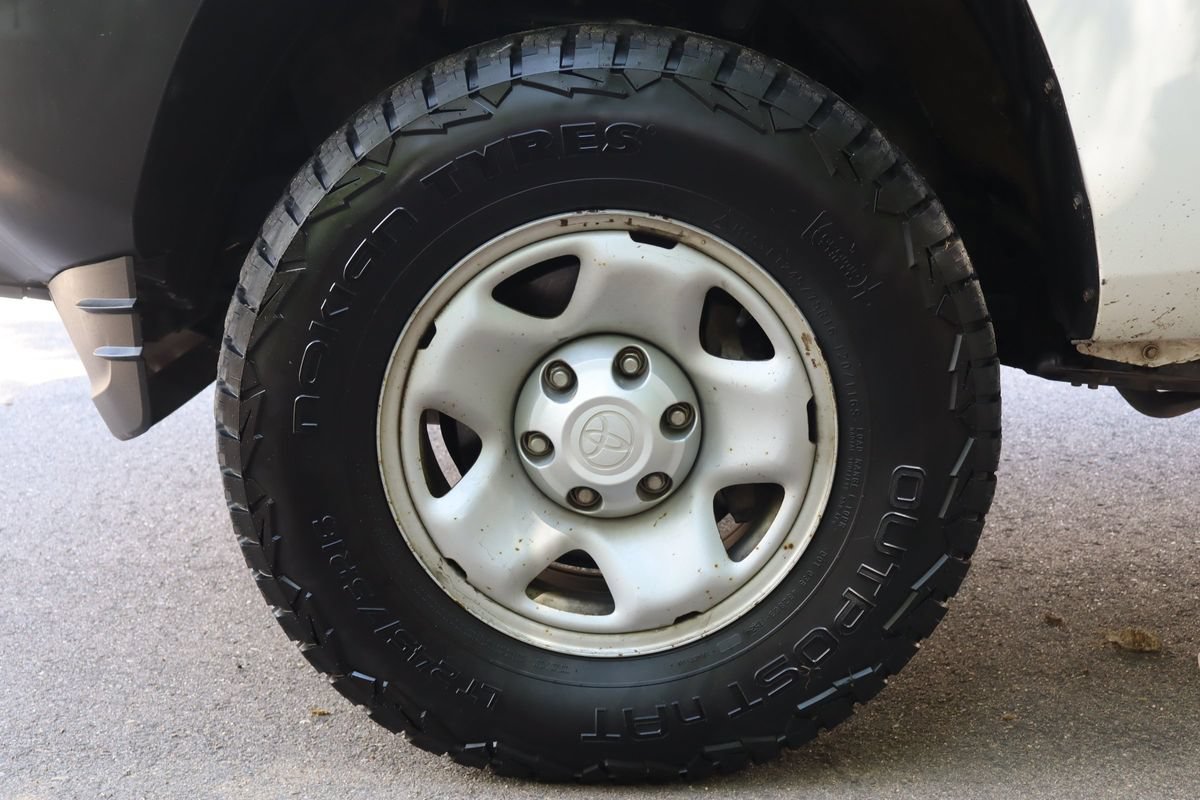 Used 2016 Toyota Tacoma SR AWD/4WD image 36