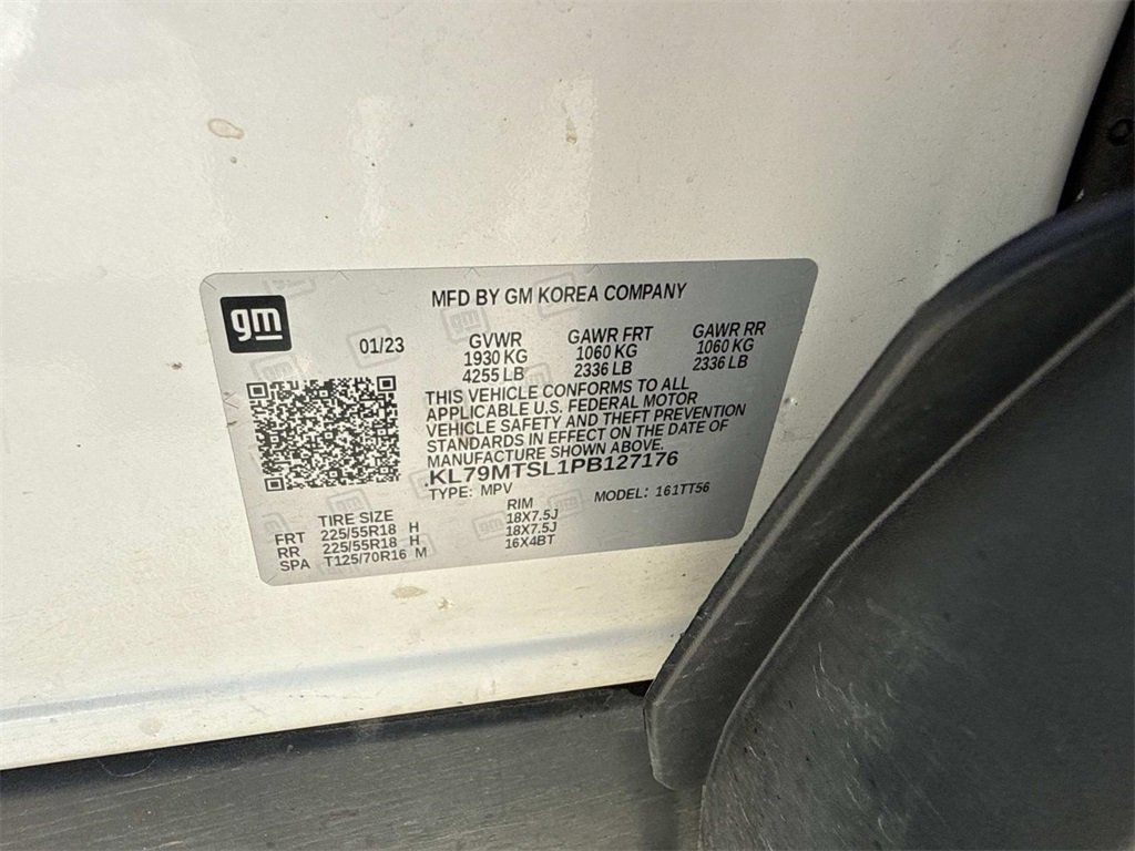 Used 2023 Chevrolet TrailBlazer RS w/ Sun and Liftgate Package image 36