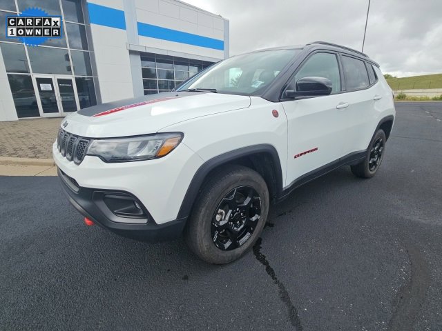Used 2024 Jeep Compass Trailhawk image 2