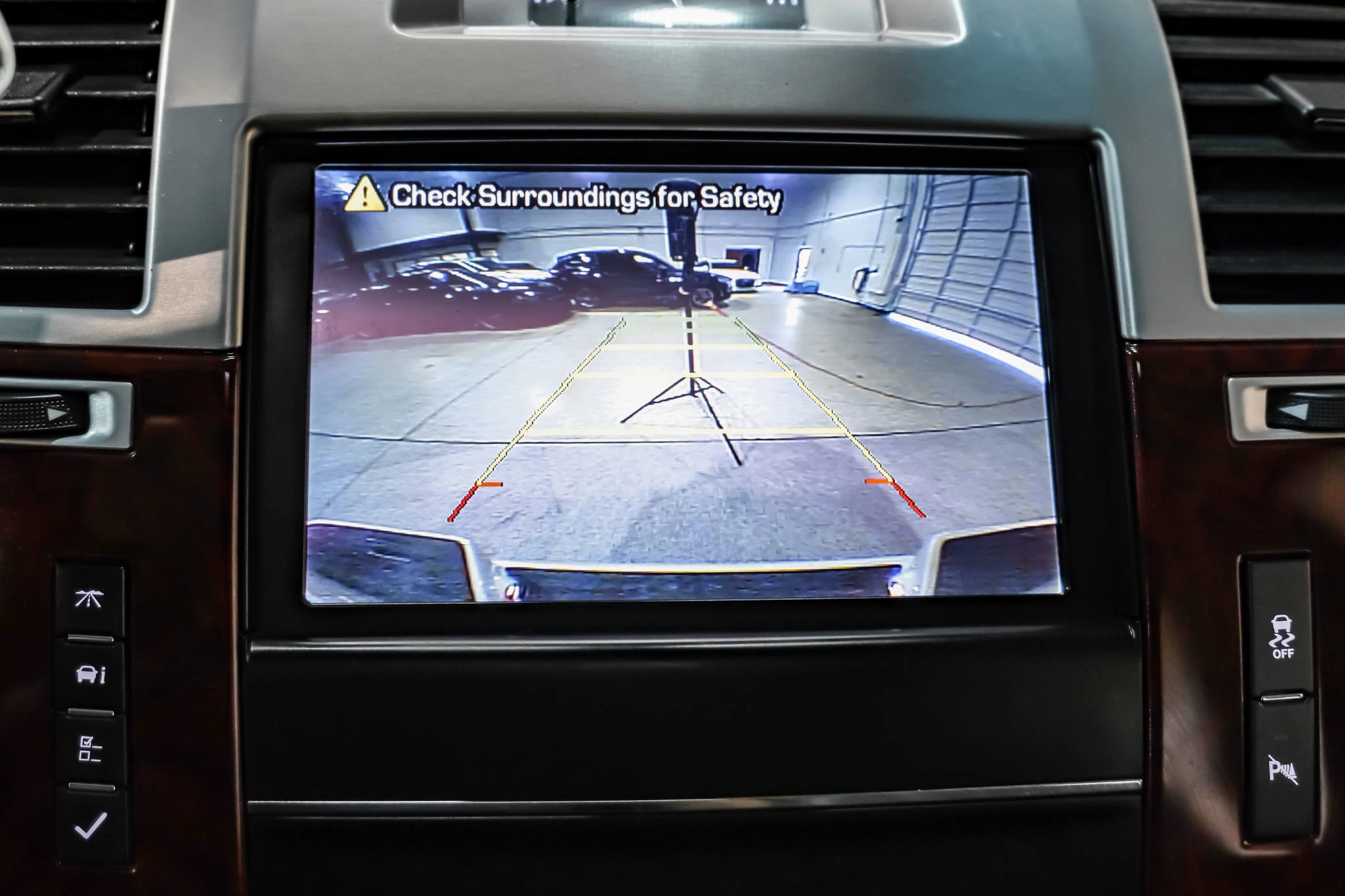 Used 2013 Cadillac Escalade EXT Premium AWD/4WD image 21