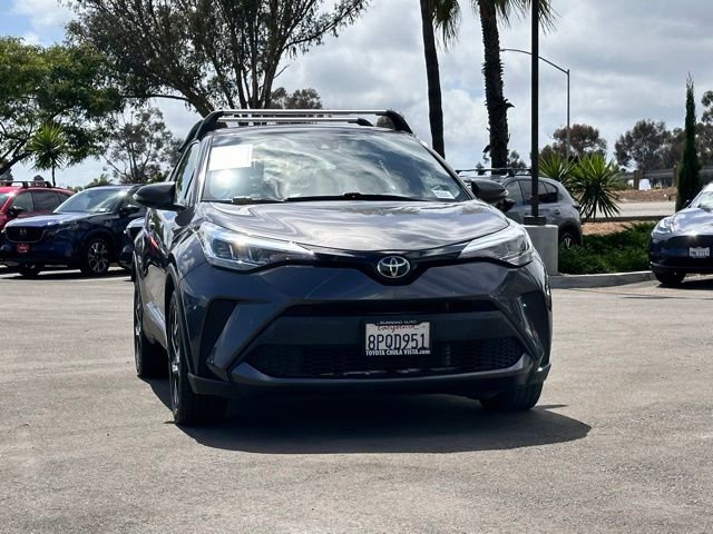 Used 2020 Toyota C-HR XLE FWD image 4