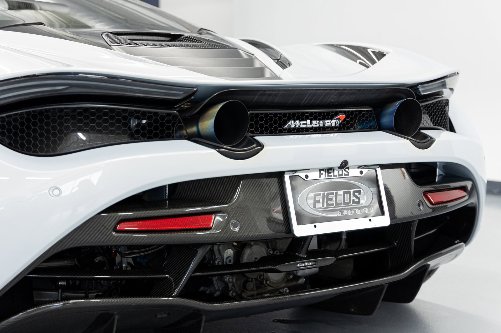 Used 2018 McLaren 720S image 24