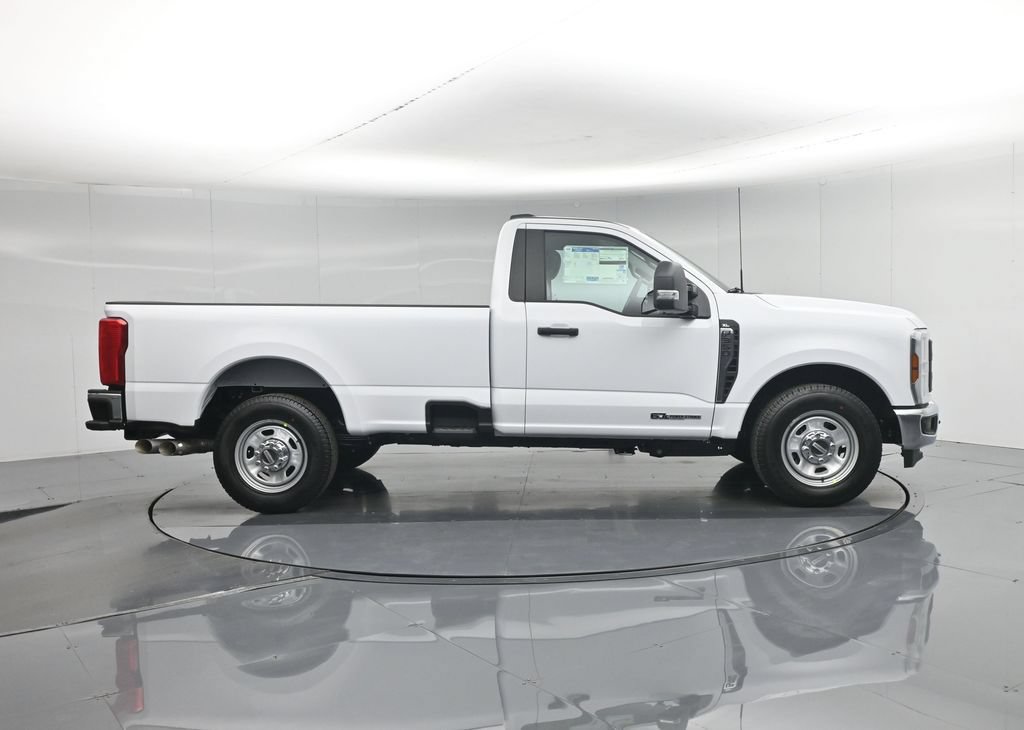 New 2026 Ford F350 XL w/ XL Chrome Package RWD image 21