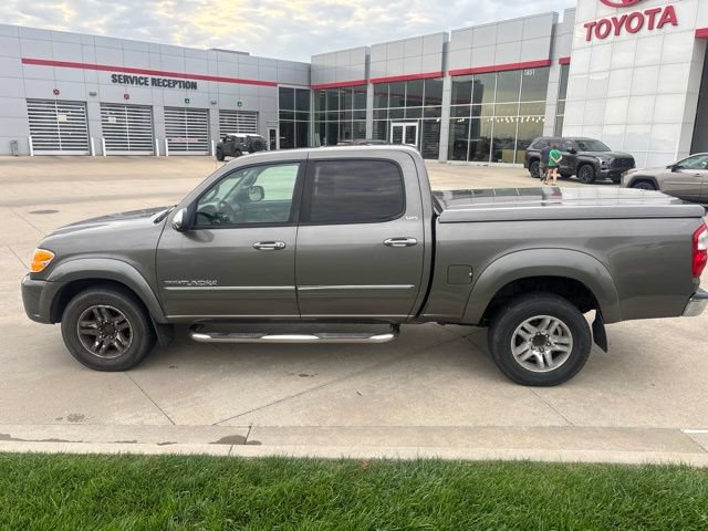 Used 2004 Toyota Tundra SR5 w/ Towing Pkg AWD/4WD image 7