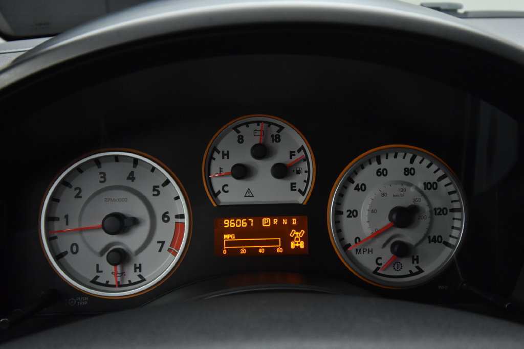 Used 2014 Nissan Titan PRO-4X AWD/4WD image 14