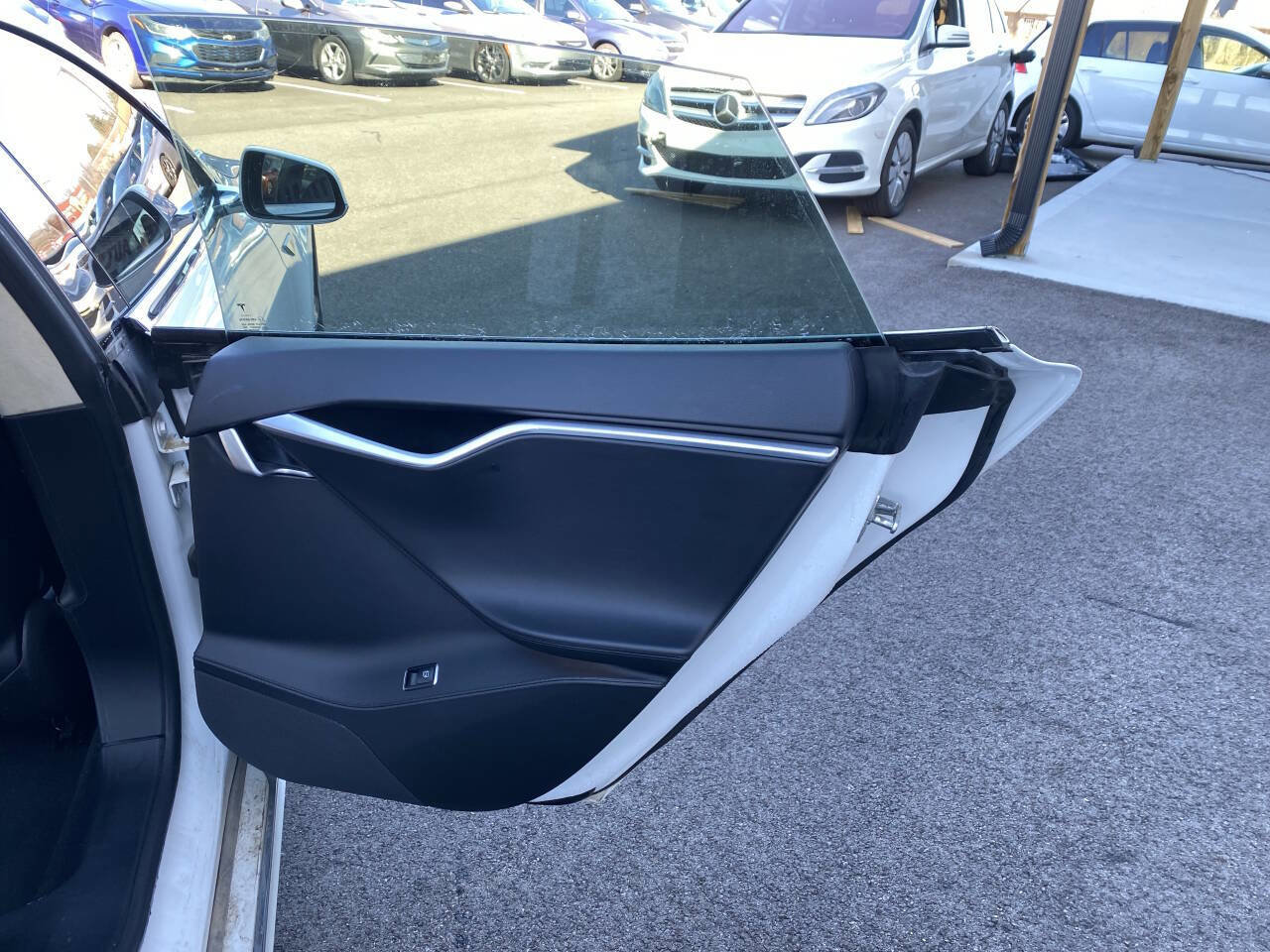 Used 2013 Tesla Model S Performance image 17