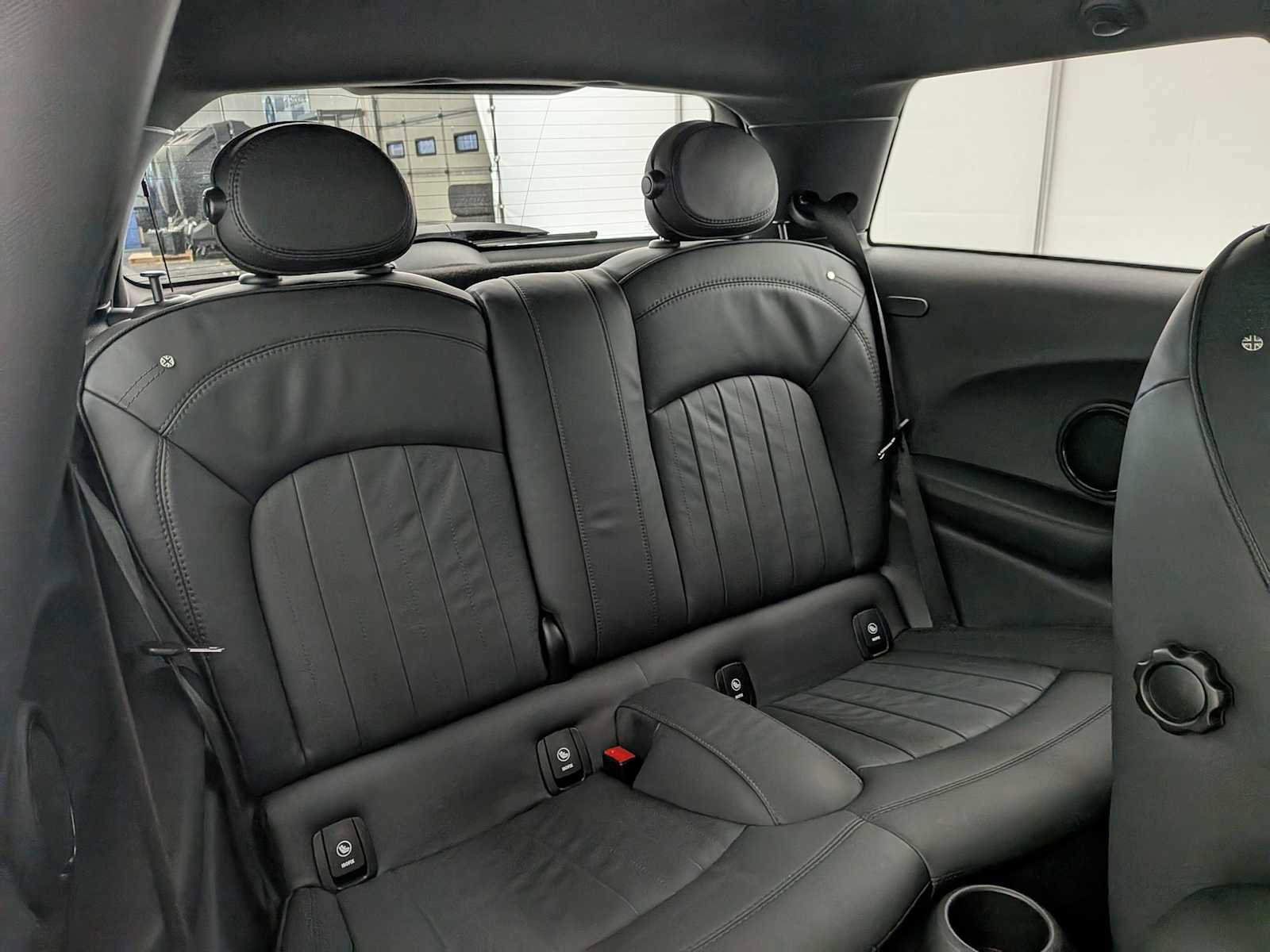 Used 2022 MINI Cooper SE image 21