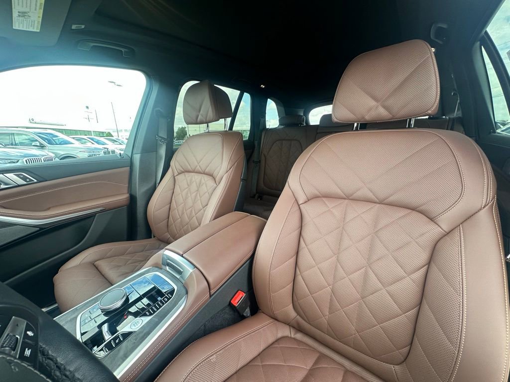 Certified 2026 BMW X5 xDrive40i w/ Climate Comfort Package image 18