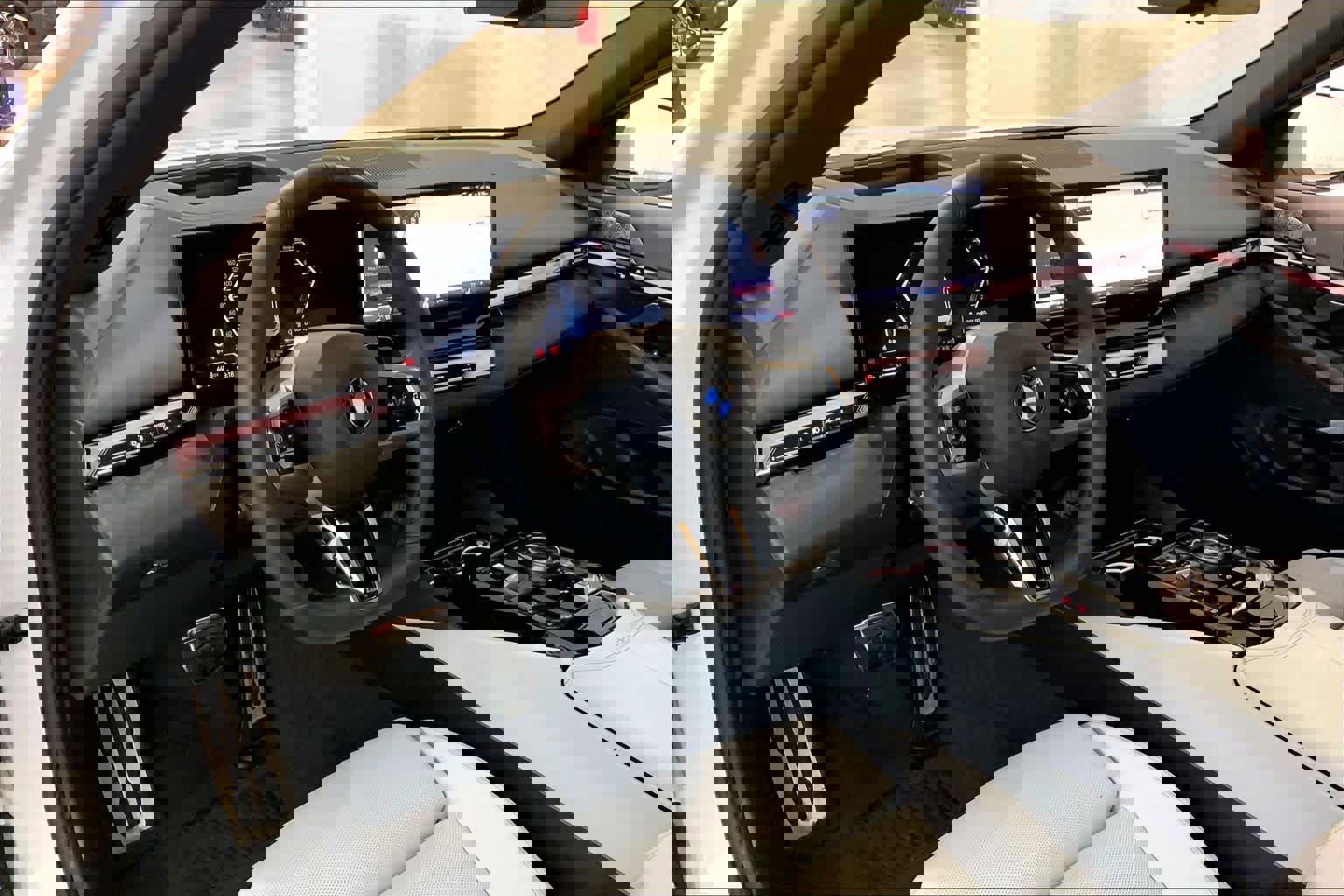 Certified 2024 BMW 540i xDrive w/ Premium Package image 17