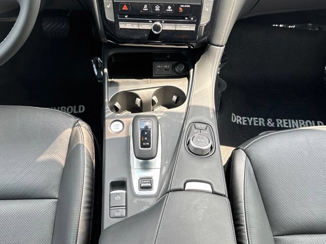 Used 2023 INFINITI QX50 Luxe AWD/4WD image 26