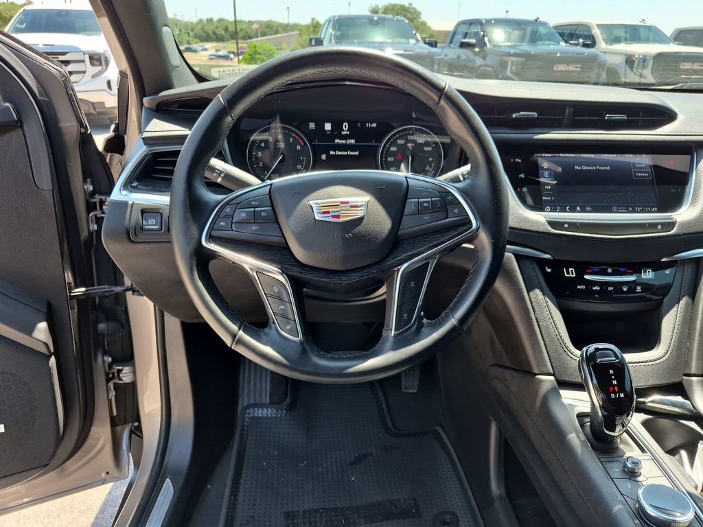 Used 2023 Cadillac XT5 Premium Luxury w/ Technology Package AWD/4WD image 30