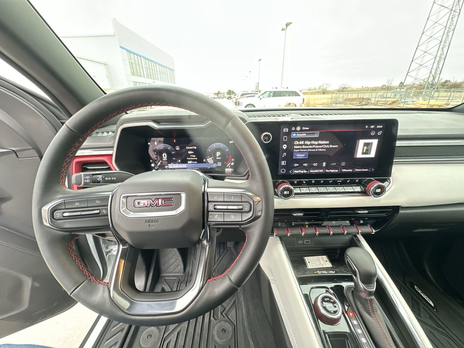 Used 2025 GMC Canyon AT4 w/ AT4X Package AWD/4WD image 11