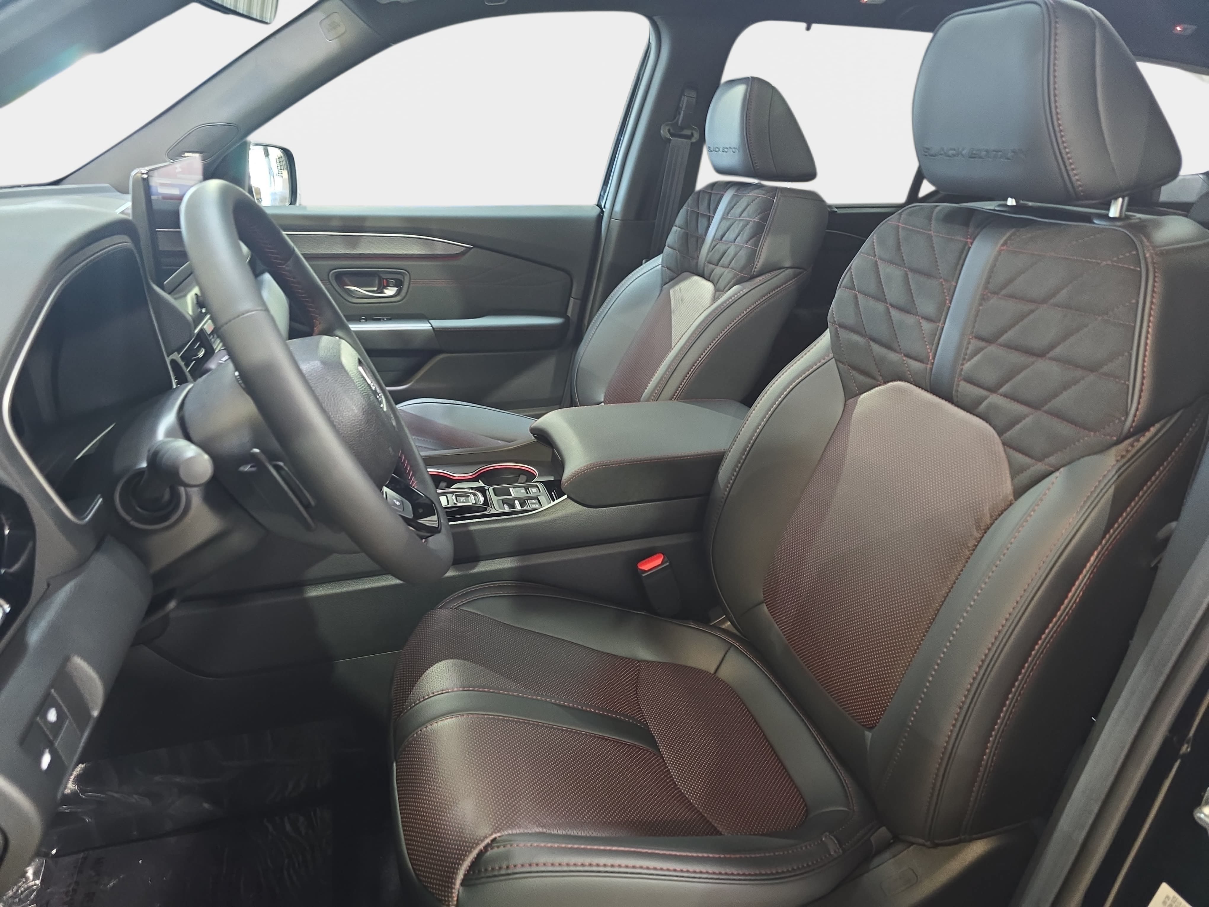 New 2026 Honda Pilot Black Edition image 12