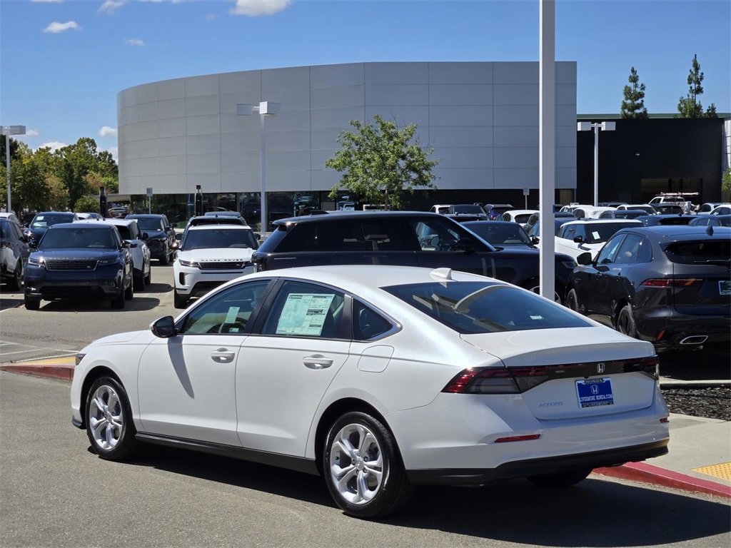 New 2025 Honda Accord LX image 6