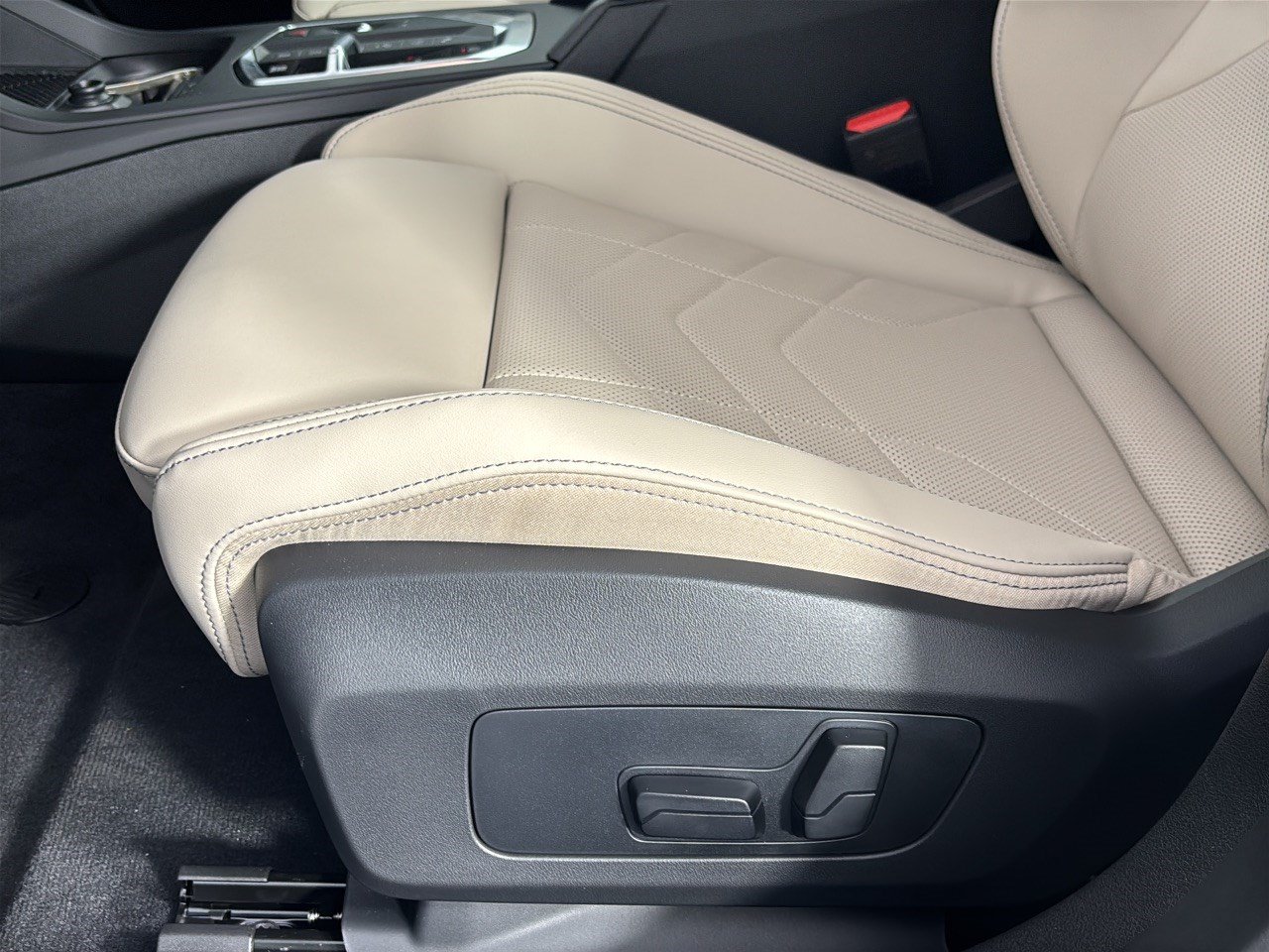 New 2027 BMW 228i w/ Technology Package FWD image 16