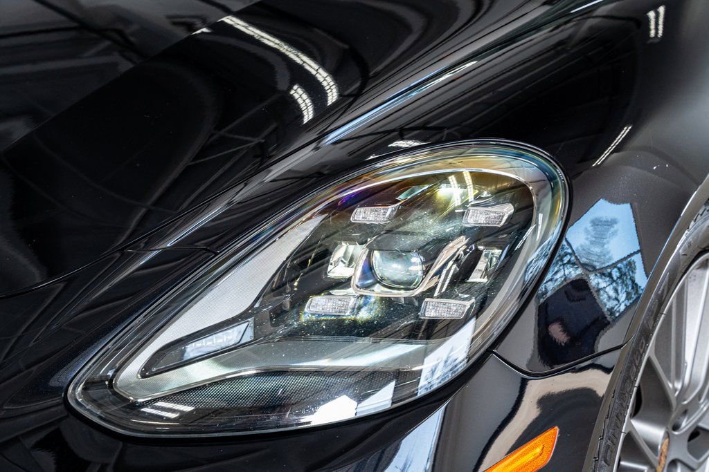 Used 2023 Porsche Panamera Platinum Edition image 13