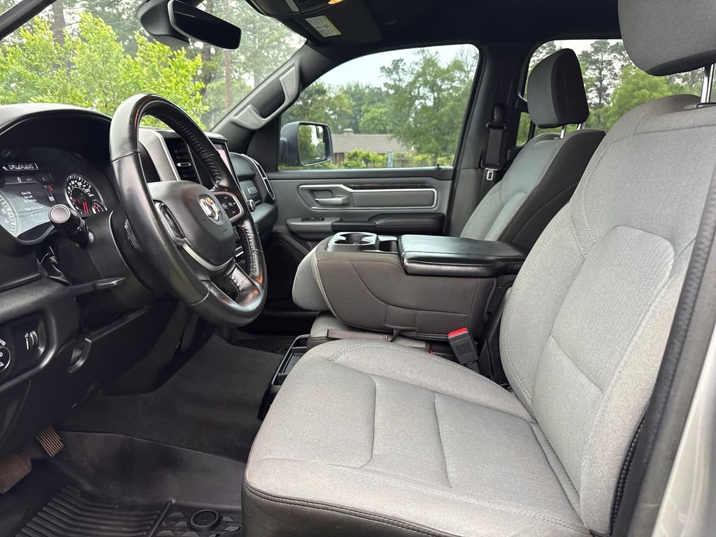 Used 2022 RAM 1500 Big Horn AWD/4WD image 12