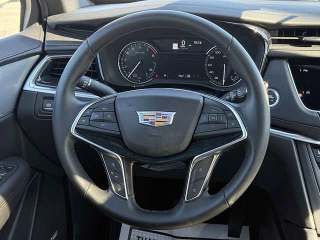 Used 2025 Cadillac XT5 Premium Luxury AWD/4WD image 24