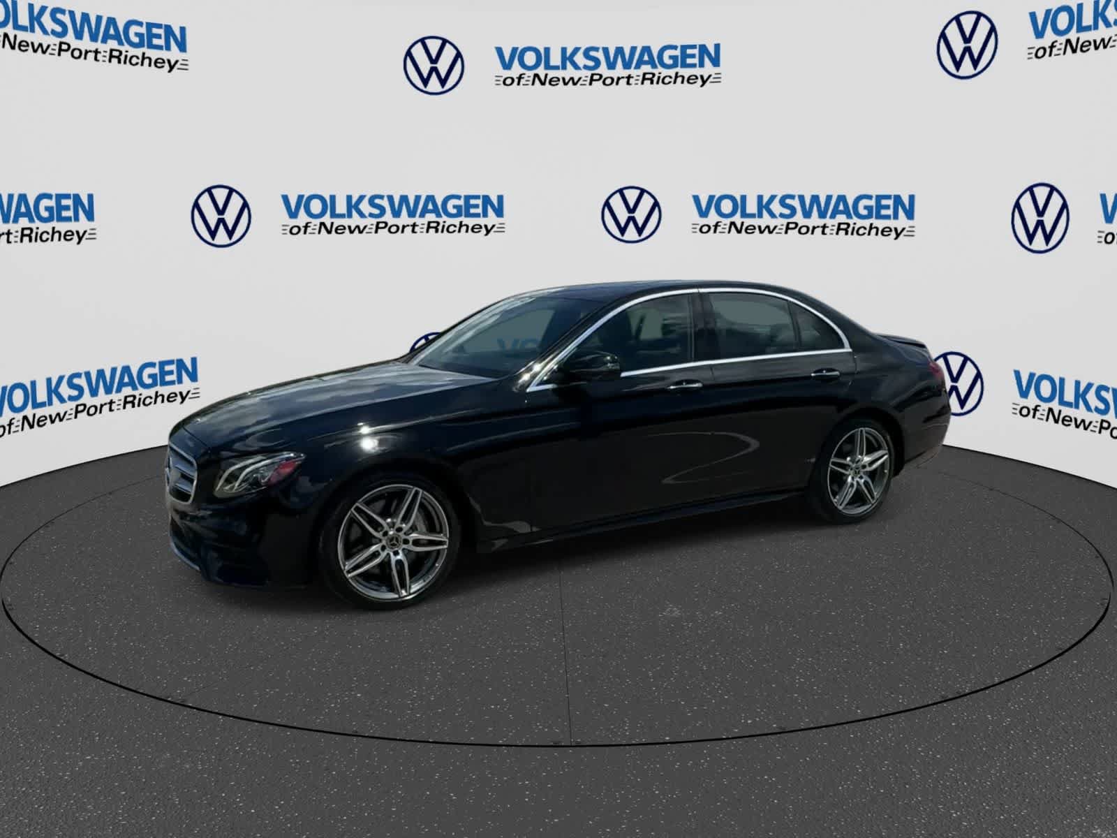 Used 2020 Mercedes-Benz E 350 Sedan image 4