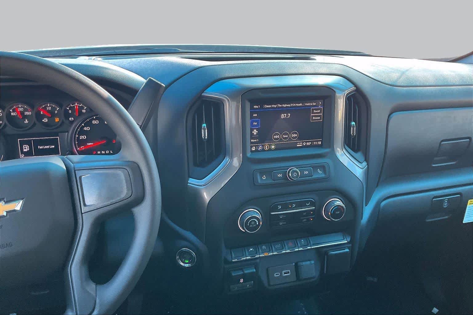 New 2026 Chevrolet Silverado 1500 Custom AWD/4WD image 6