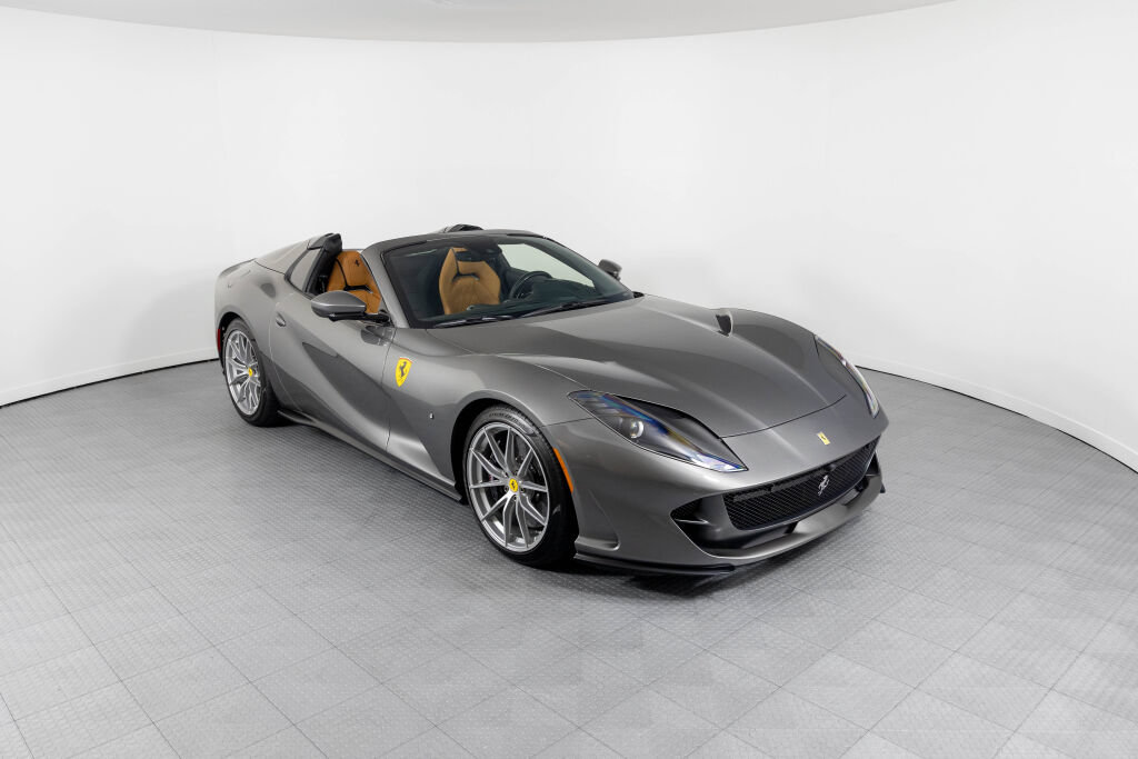 Used 2023 Ferrari 812 GTS RWD image 6