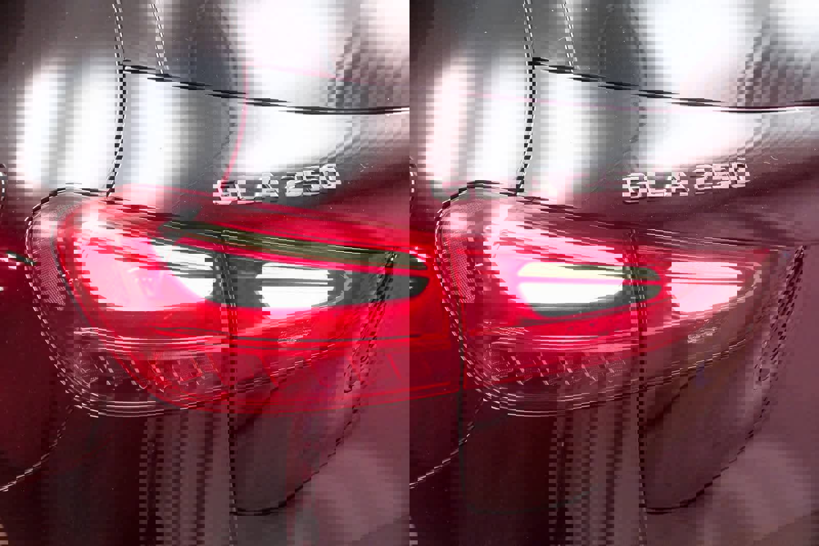 Certified 2025 Mercedes-Benz GLA 250 image 7