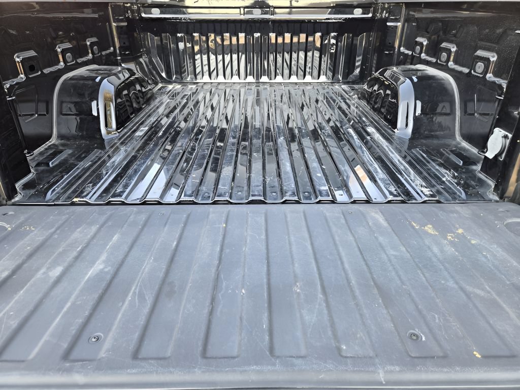 Used 2023 GMC Sierra 1500 SLT RWD image 30