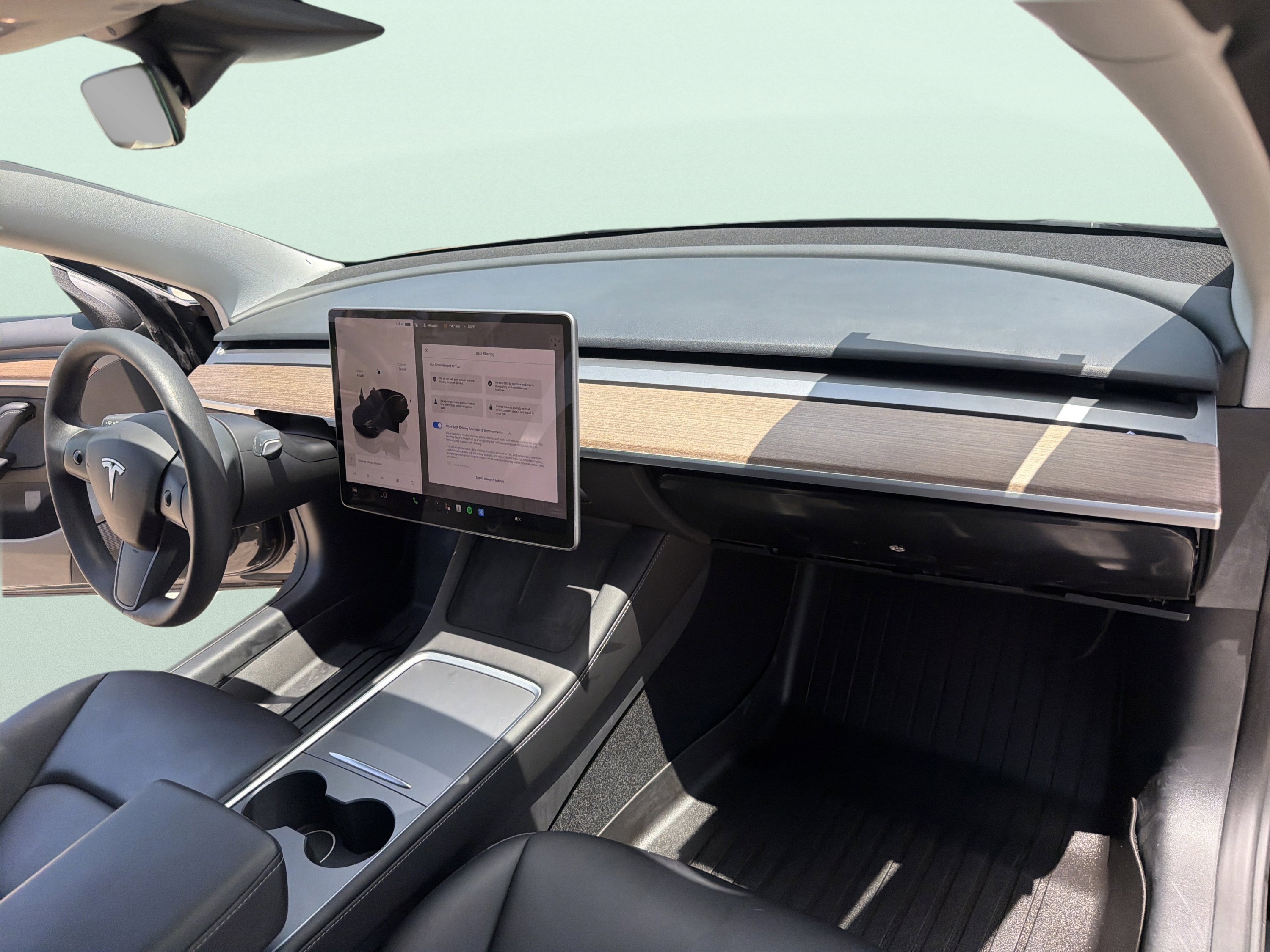 Used 2023 Tesla Model 3 Standard Range RWD image 45