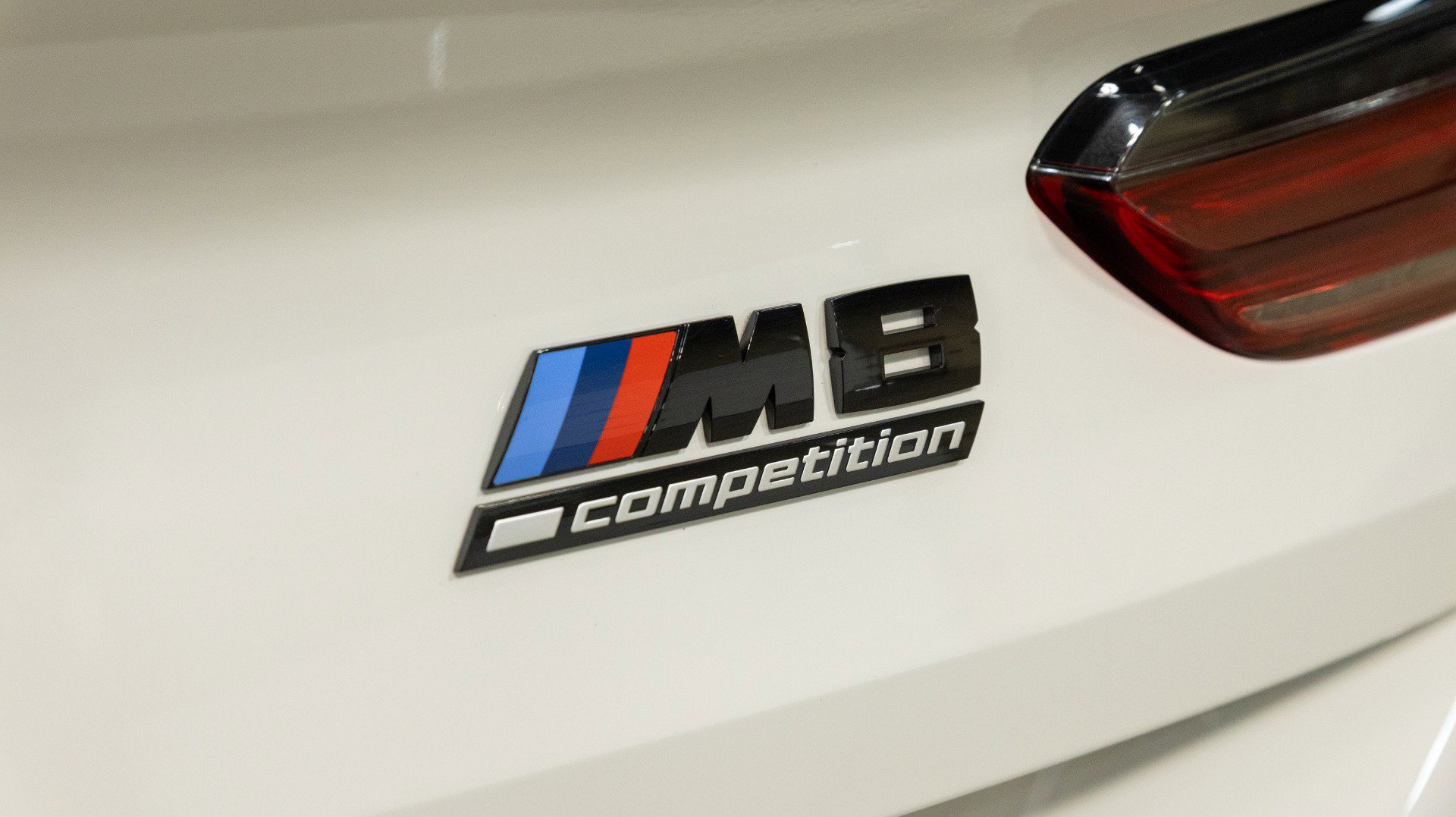 Used 2023 BMW M8 Competition image 31