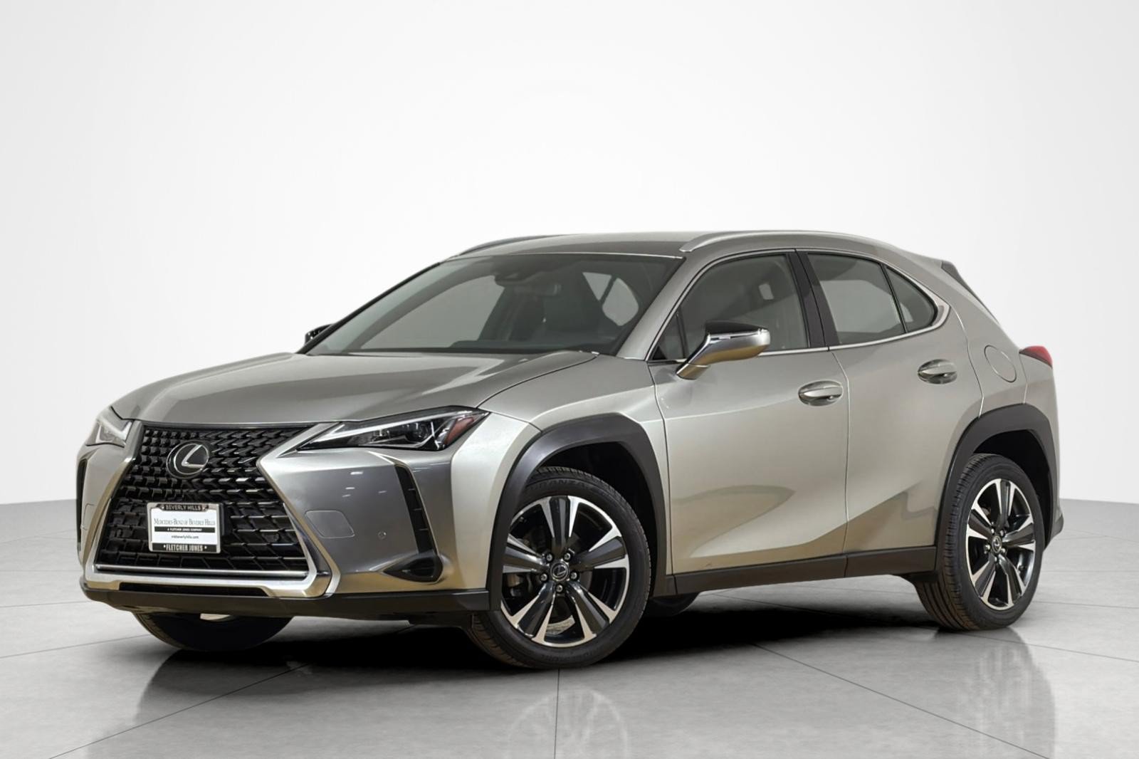 Used 2022 Lexus UX 200 w/ Accessory Package (Z2)