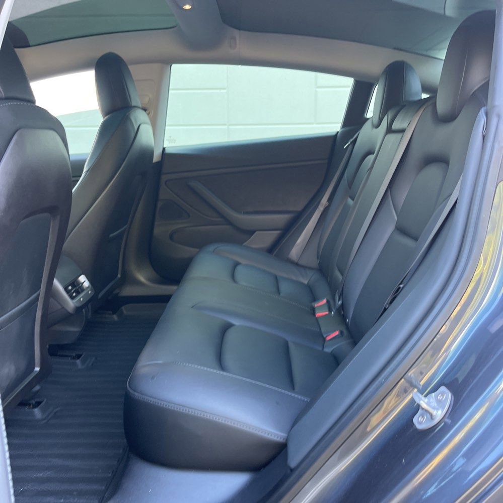 Used 2020 Tesla Model 3 Long Range image 23