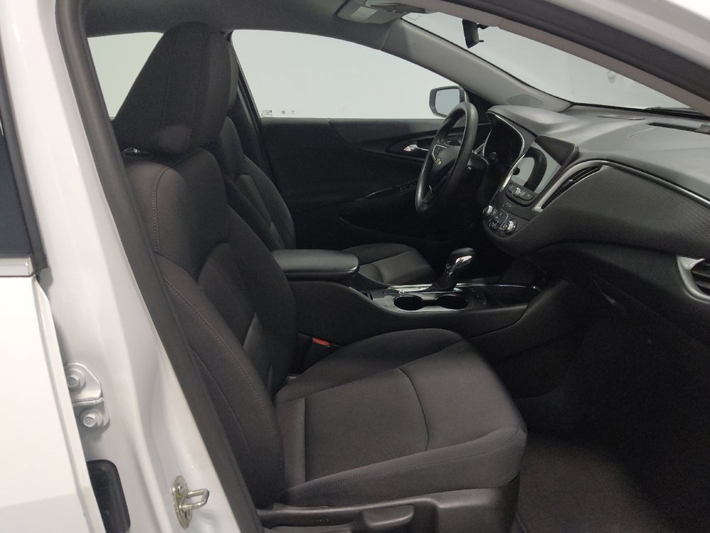 Used 2022 Chevrolet Malibu LS w/ Driver Confidence Package II FWD image 21
