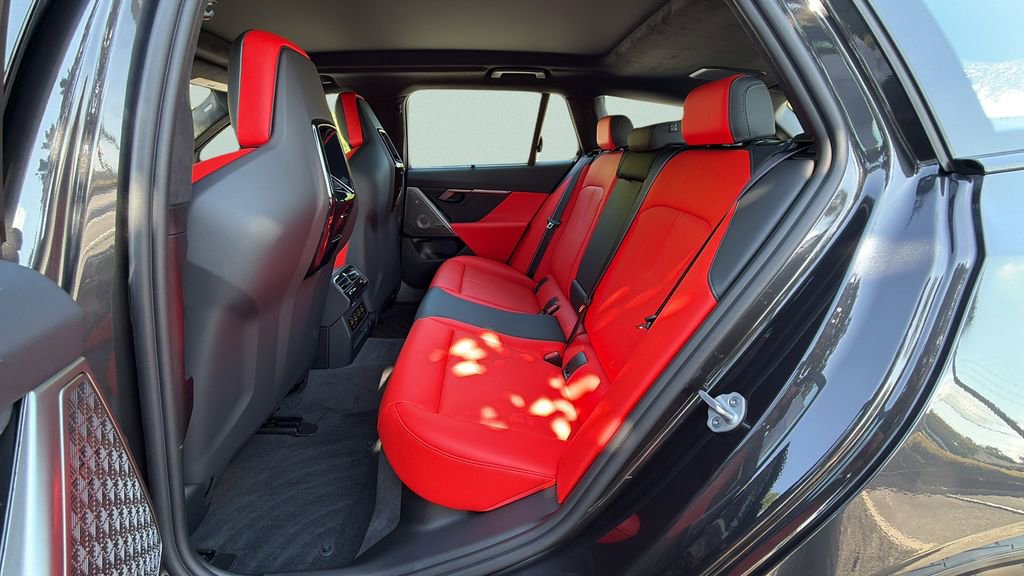 New 2026 BMW M5 Touring image 17