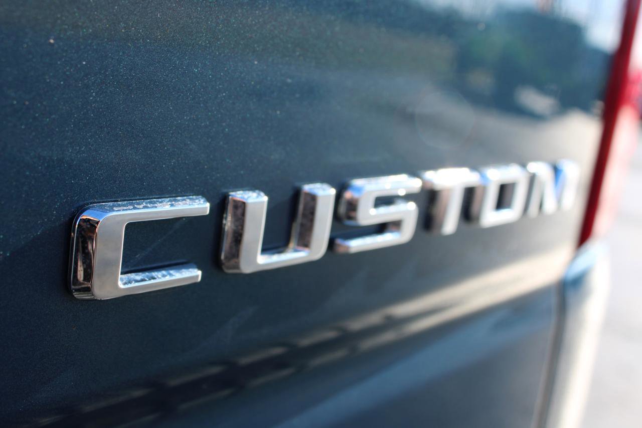 Used 2024 Chevrolet Silverado 1500 Custom image 7