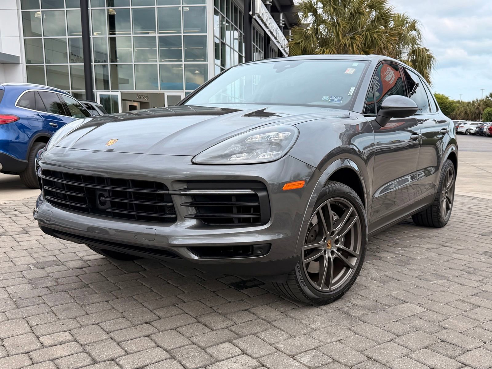Used 2021 Porsche Cayenne AWD/4WD image 1
