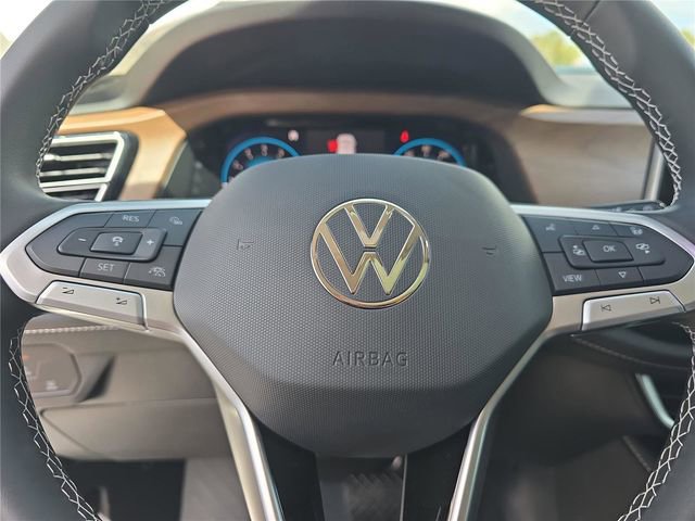 New 2026 Volkswagen Atlas SE FWD image 24
