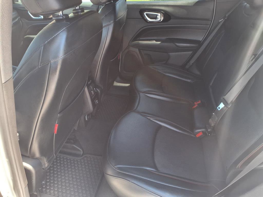 Used 2023 Jeep Compass Trailhawk image 8