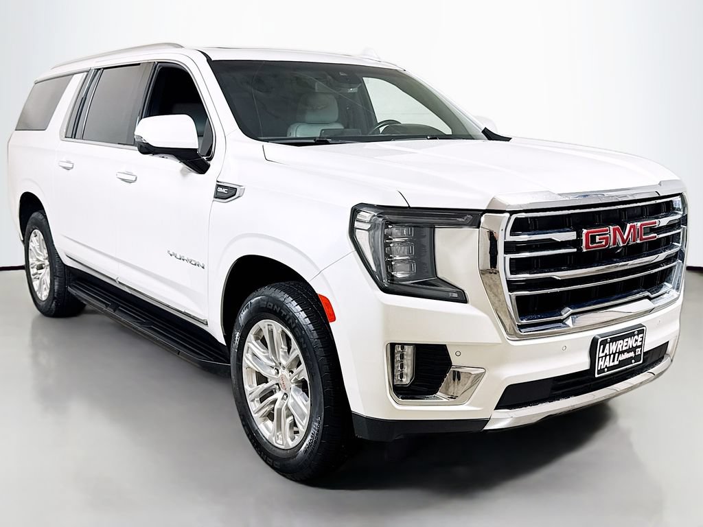 Used 2024 GMC Yukon XL SLT w/ SLT Luxury Package AWD/4WD image 3