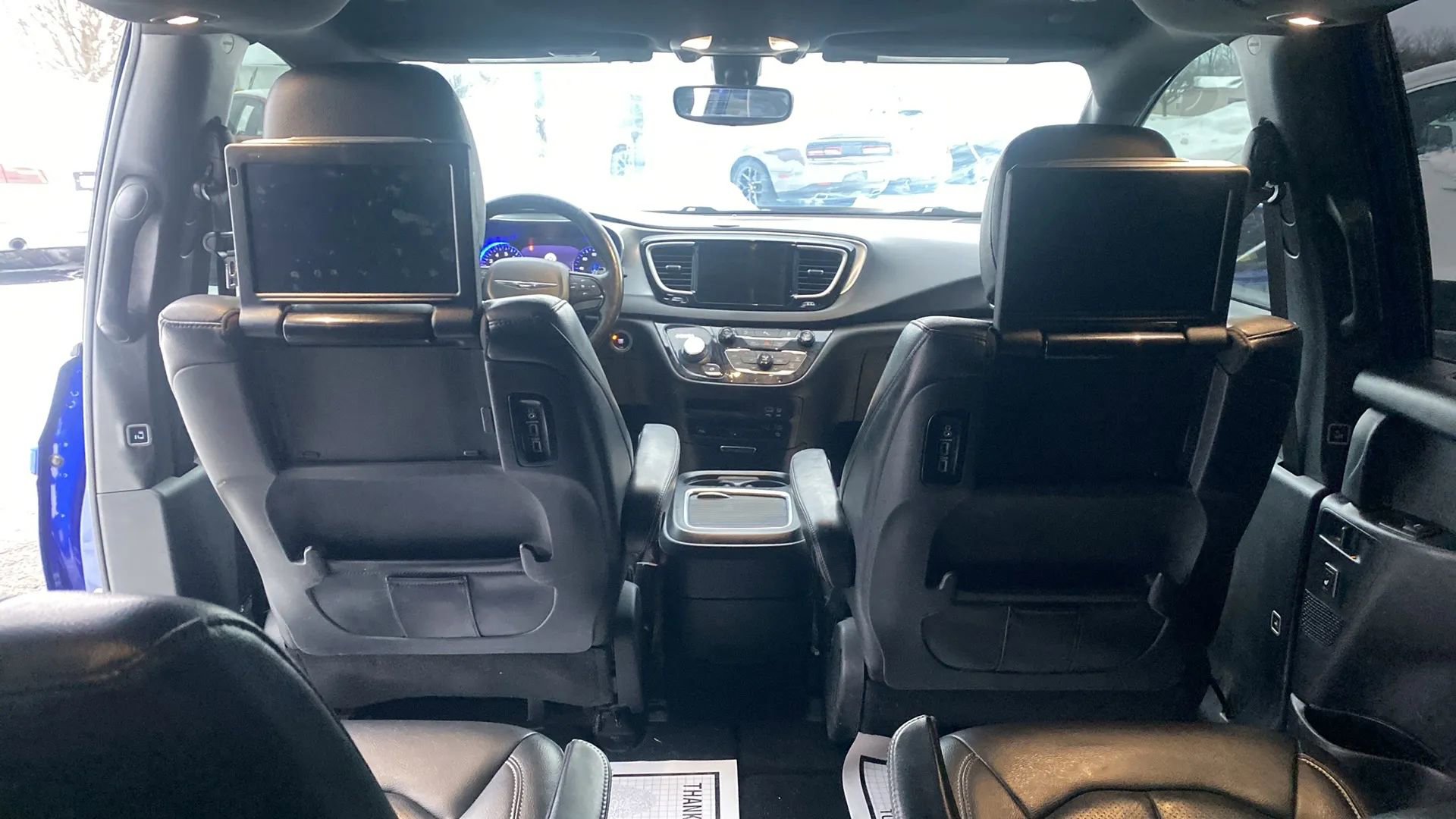 Used 2020 Chrysler Pacifica Touring-L Plus FWD image 10